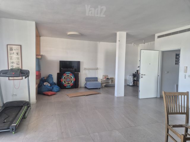 Rehovot, Israel 7