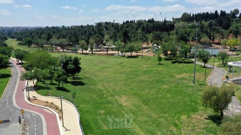 שדרות בן צבי 37