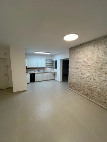 Petah Tikva, Israel 5