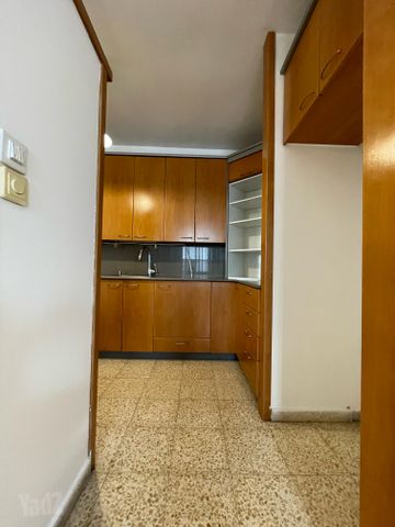 Ramat Gan, Israel 6