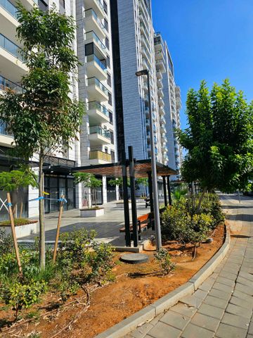 Rehovot, Israel 10
