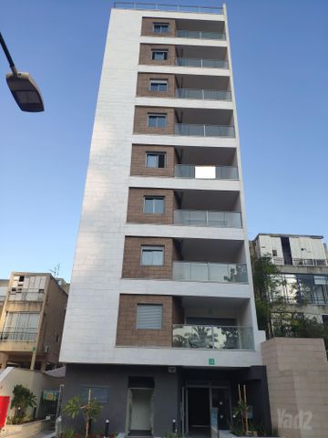Ramat Gan, Israel 8