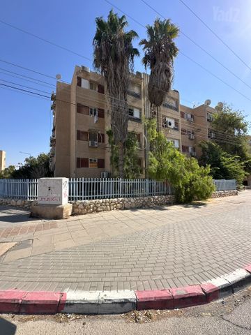 אלפסי 4