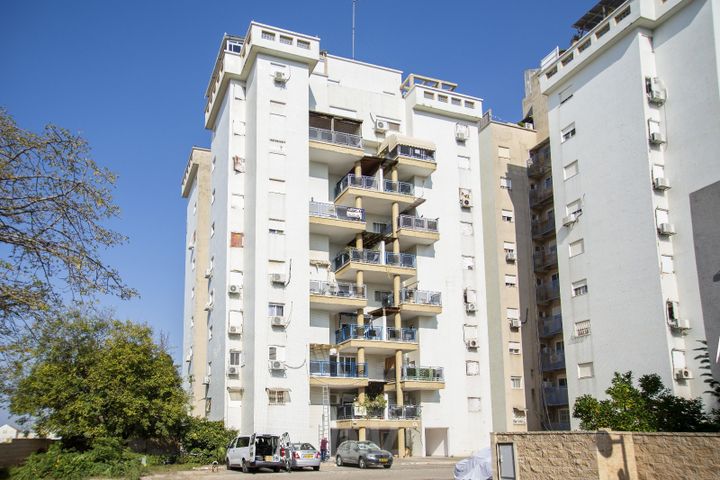 ניצנים 6