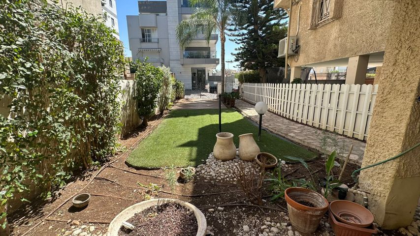Holon, Israel 2