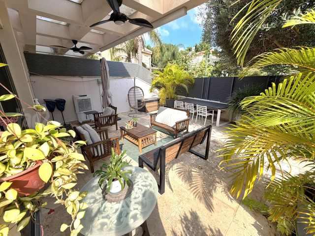 Herzliya, Israel 7