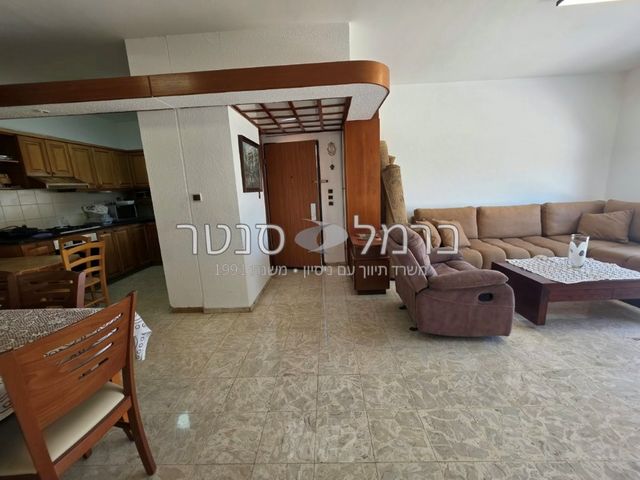 Haifa, Israel 10