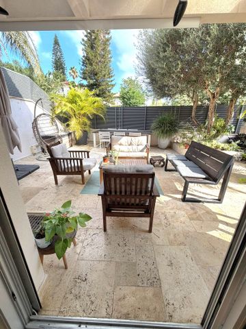 Herzliya, Israel 9
