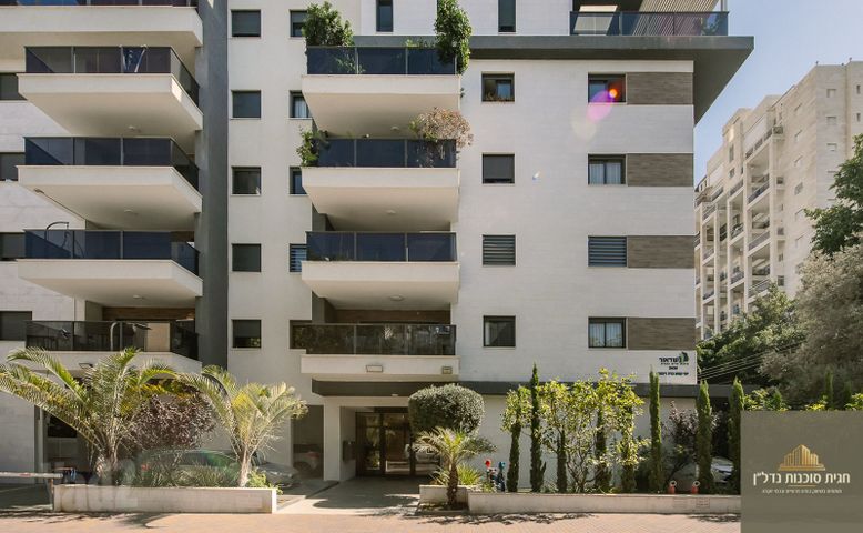 Petah Tikva, Israel 3