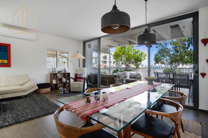 גג/ פנטהאוז