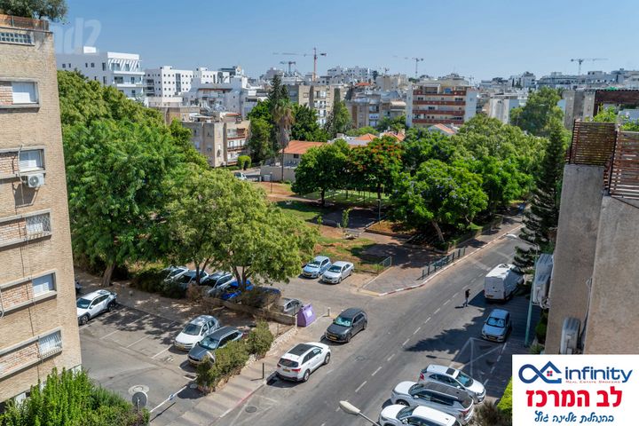 Petah Tikva, Israel 15