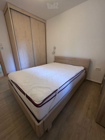 Holon, Israel 12