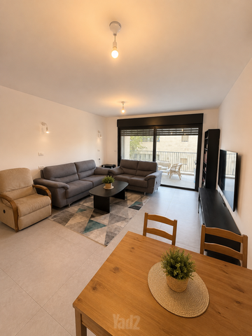 Givatayim, Israel 4