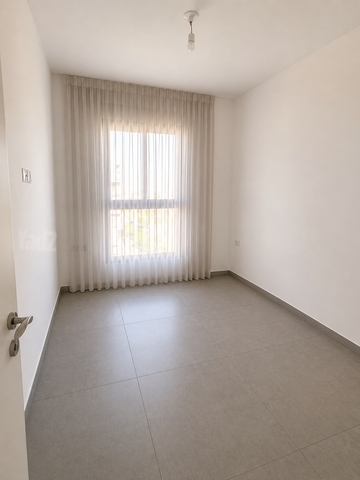 Holon, Israel 6