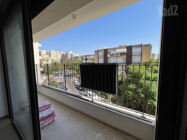 רביבים, גני ראשון
