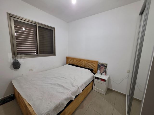Holon, Israel 15