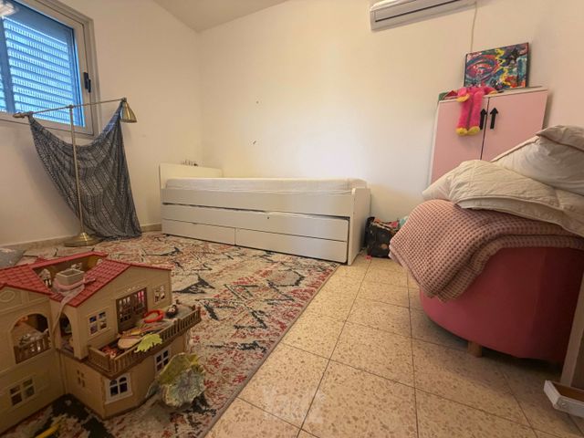 Tel Aviv-Yafo, Israel 13