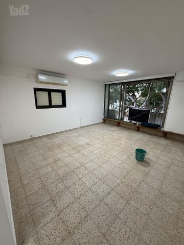 Givatayim, Israel 2