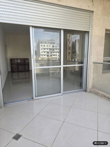 Givatayim, Israel 11
