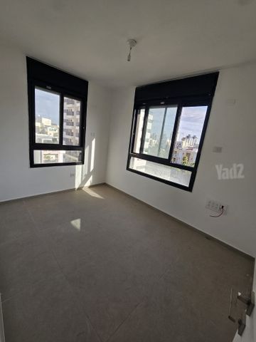 Ramat Gan, Israel 6