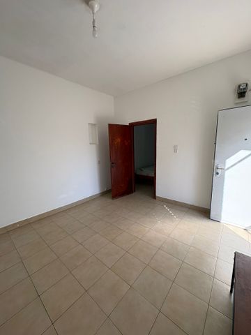 Holon, Israel 5