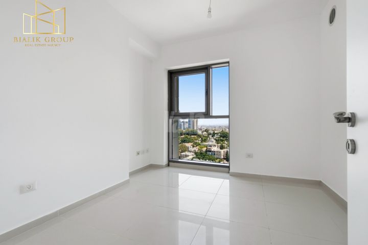 Ramat Gan, Israel 6