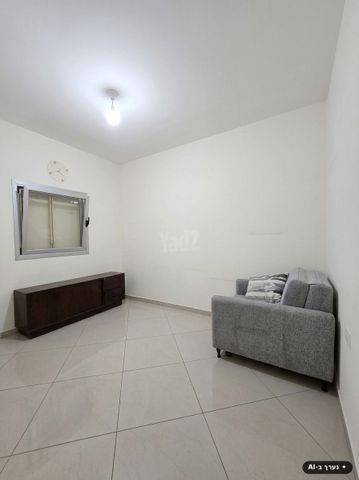 Givatayim, Israel 9