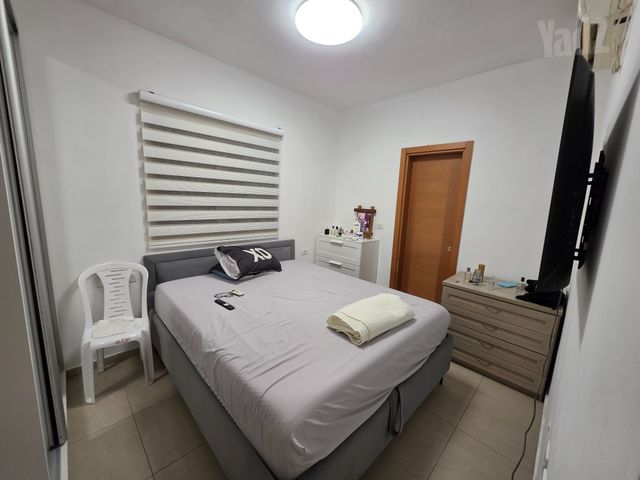 Holon, Israel 7