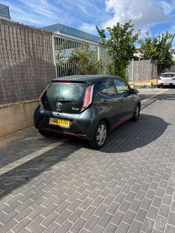 מודעת רכב טויוטה אייגו