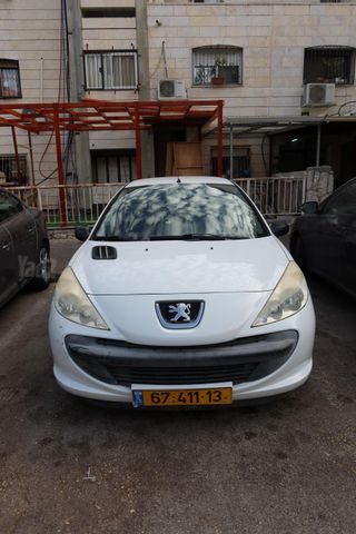 מודעת רכב פיג'ו 206