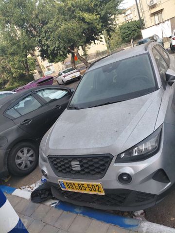 מודעת רכב סיאט ארונה