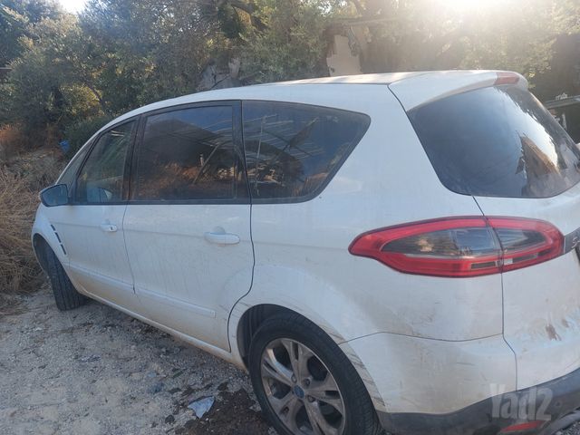 מודעת רכב פורד S-מקס