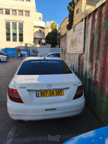 מודעת רכב מרצדס-בנץ C-class