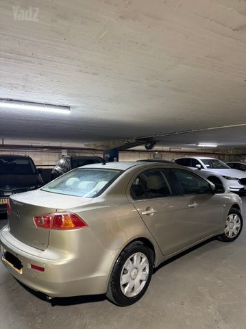 מודעת רכב מיצובישי לנסר