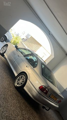 מודעת רכב ב מ וו סדרה 5