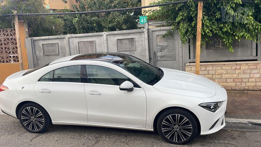 מודעת רכב מרצדס-בנץ CLA