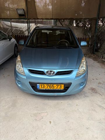 מודעת רכב יונדאי i20