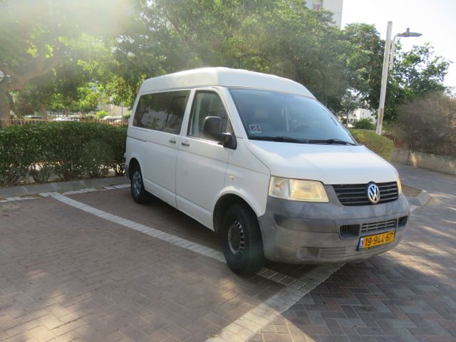 מודעת רכב פולקסווגן טרנספורטר