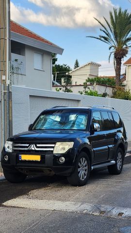 מודעת רכב מיצובישי פג'רו