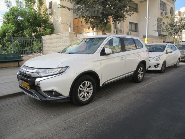 מודעת רכב מיצובישי אאוטלנדר