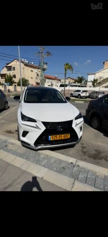 מודעת רכב לקסוס NX
