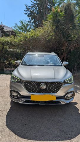מודעת רכב אם ג'י EHS PHEV