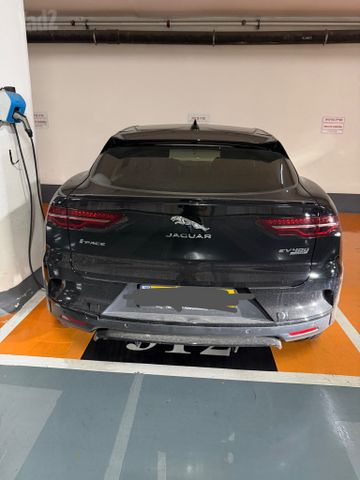 מודעת רכב יגואר I-Pace