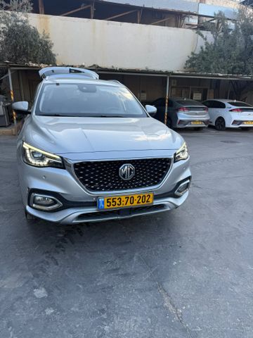 מודעת רכב אם ג'י EHS PHEV
