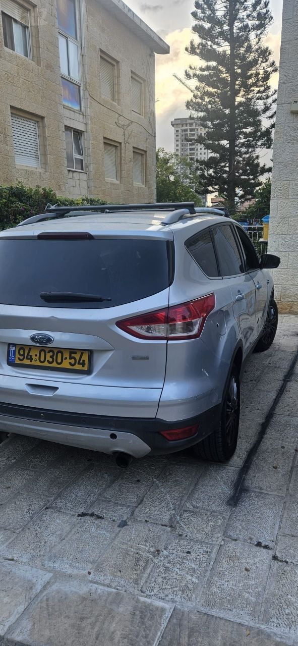 מודעת רכב פורד קוגה