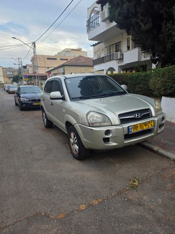 מודעת רכב יונדאי טוסון