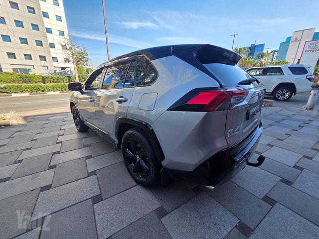 מודעת רכב טויוטה RAV4 2
