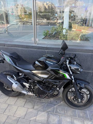 מודעת רכב קאוואסאקי Z500