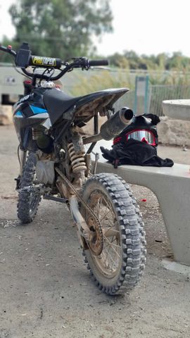 מודעת רכב סטומפ Z2-140-R