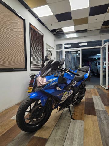 מודעת רכב סוזוקי GSX- R250